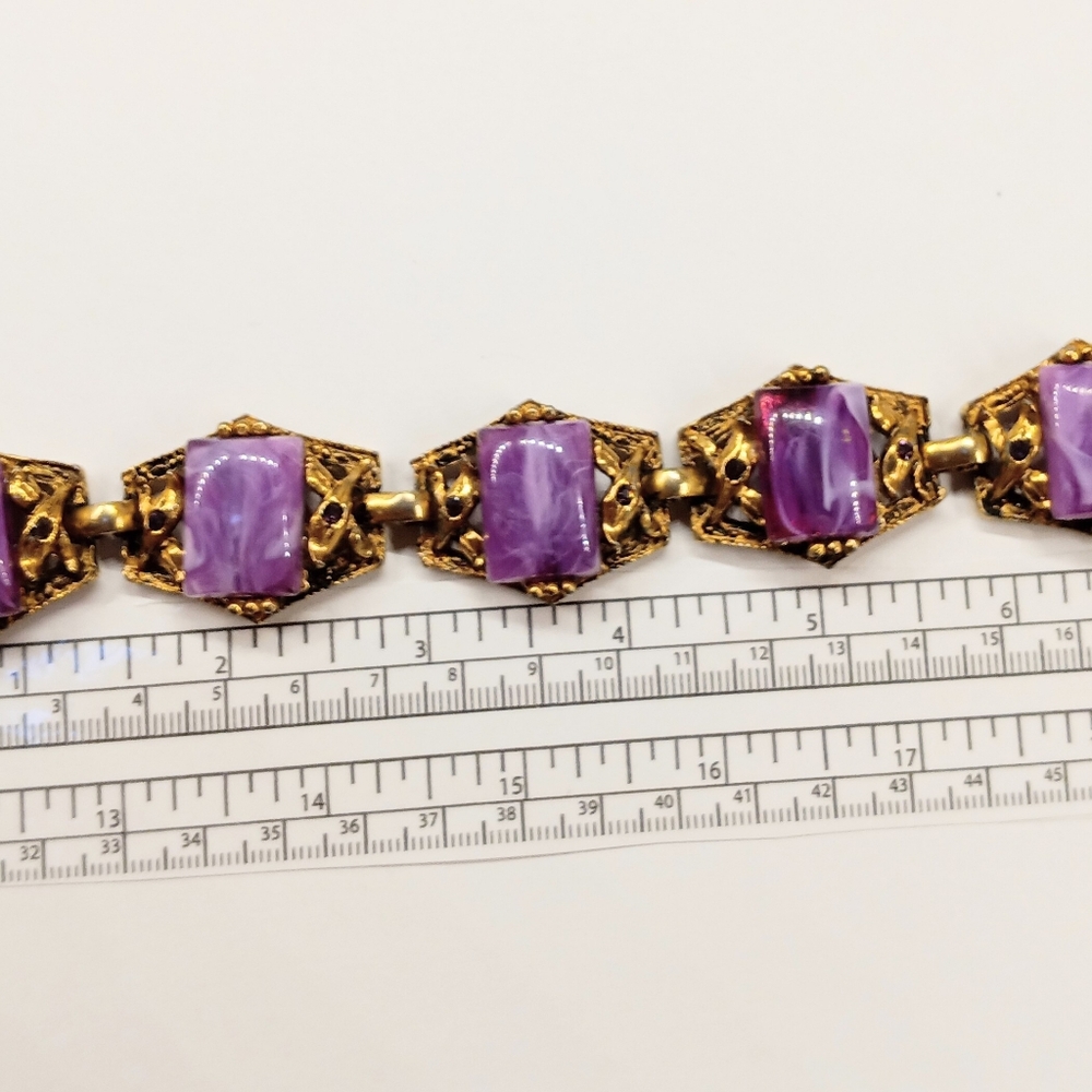 Vintage Marbled Purple Lucite Beautiful Bracelet - Picture 6 of 7